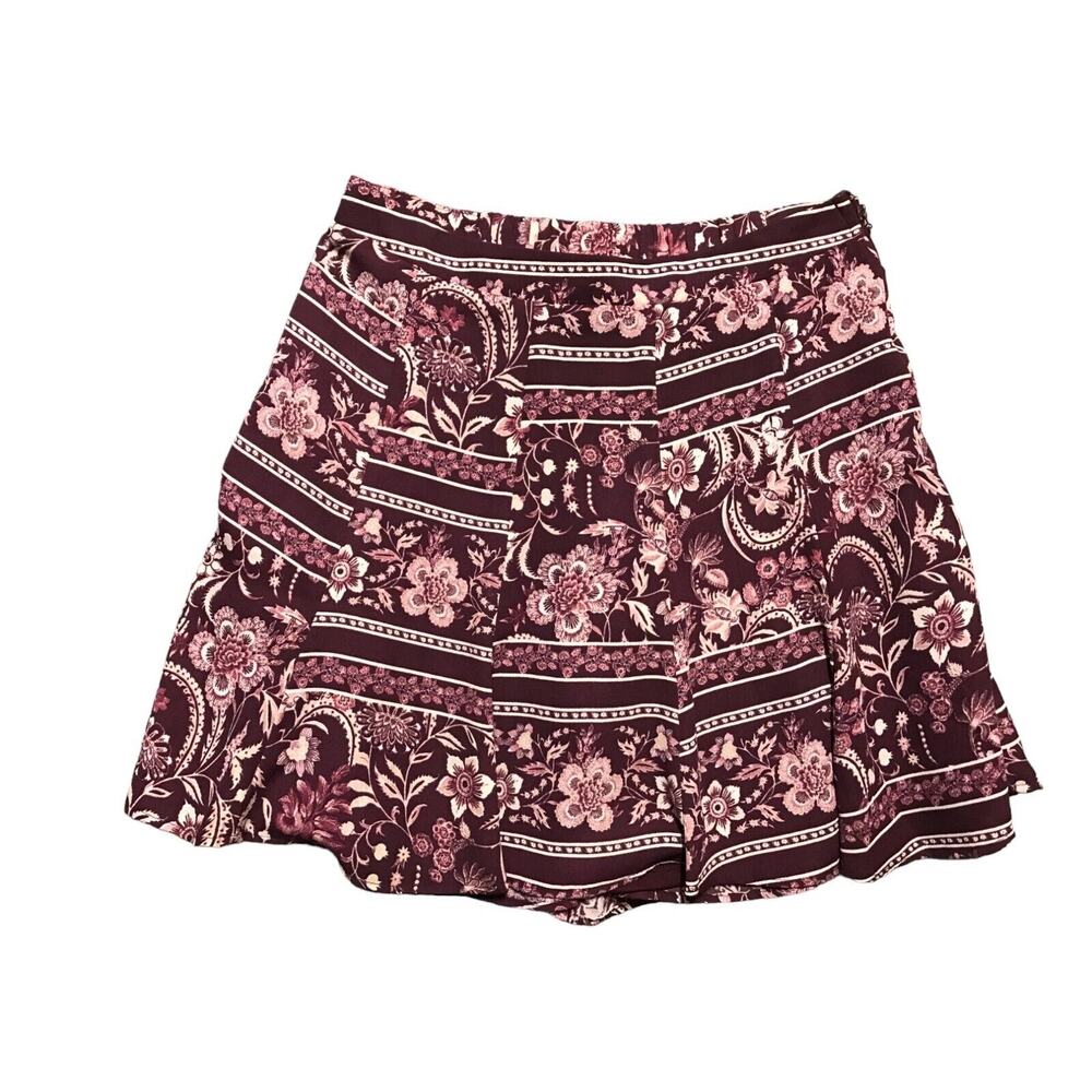 Show Me Your Mumu Size M Floral Skater Mini Skirt Purple Lined Stretch Flowy